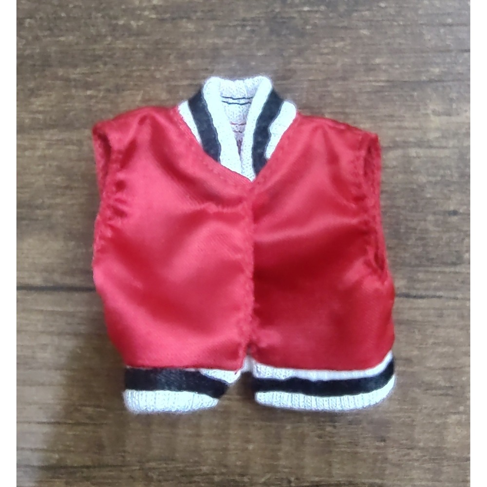 1997 SKIPPER FASHION 17154 BARBIE DOLL SISTER Red Vest Only Vintage Z32